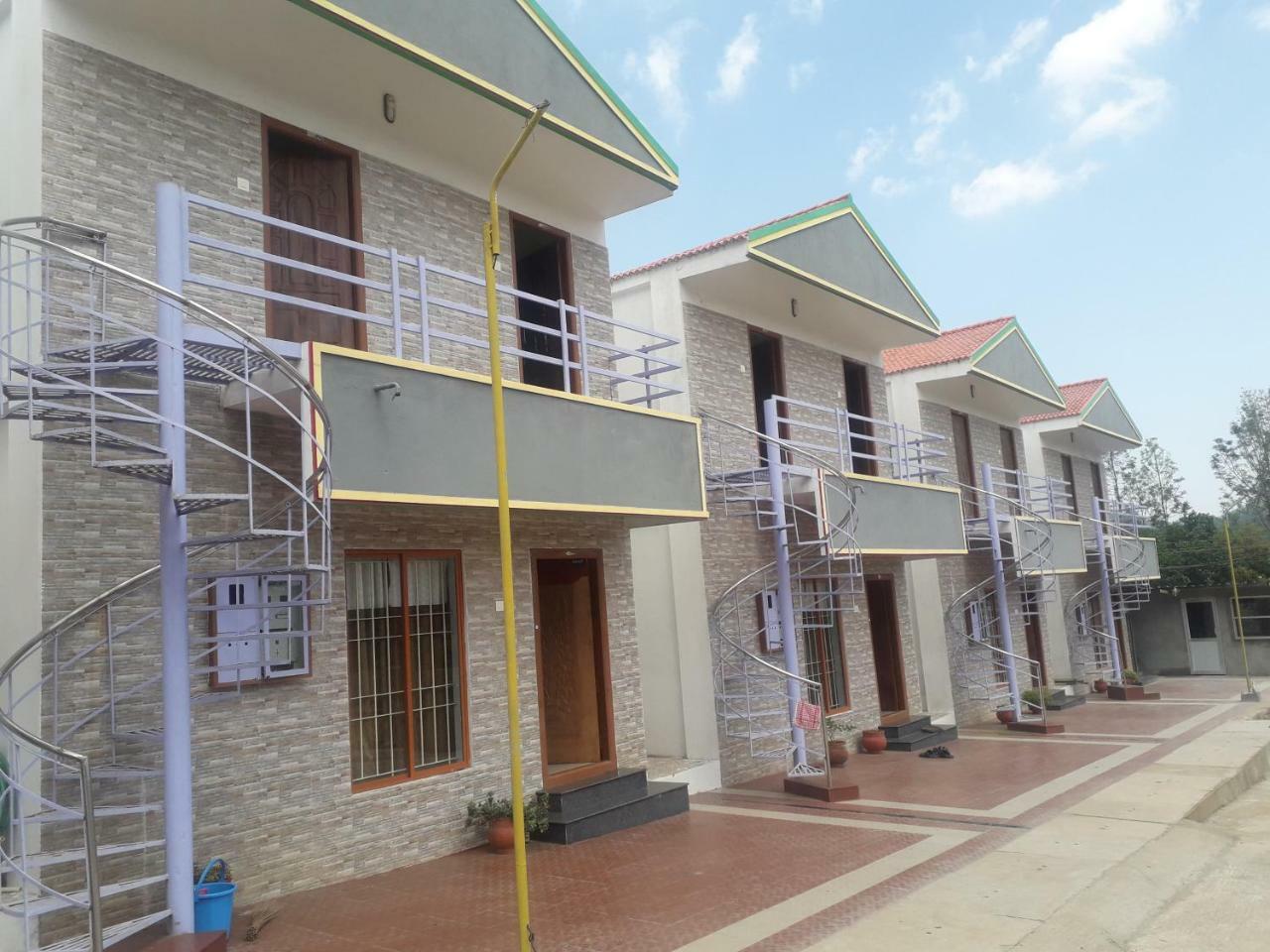 Tom And Jerry Resorts Yercaud Exterior foto