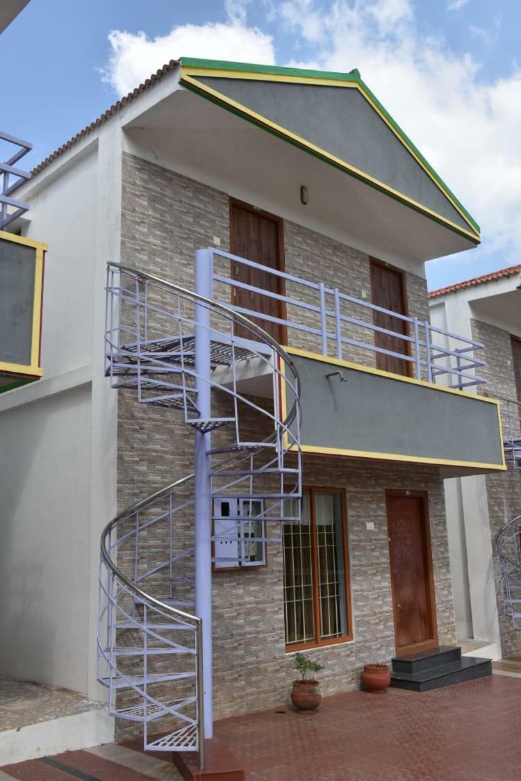 Tom And Jerry Resorts Yercaud Exterior foto